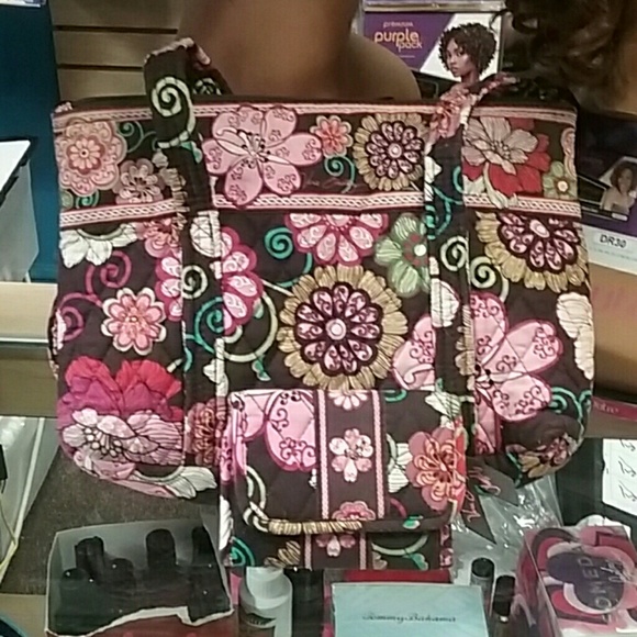 Vera Bradley pocketbooks with matching wallets - Picture 2 of 6